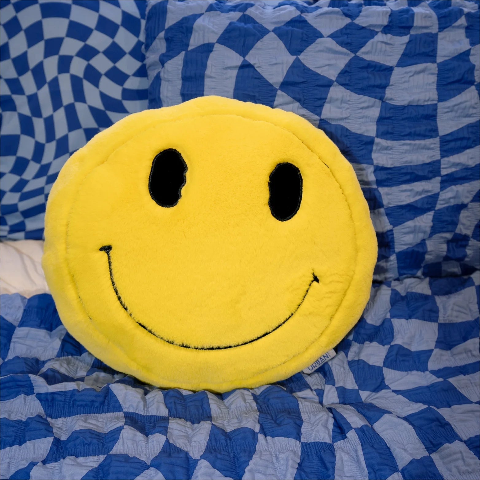 18" Smiley Decorative Pillow